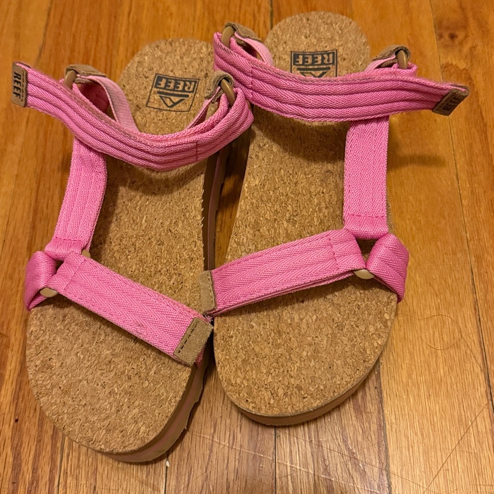 Reef Cushion Rem Hi Platform Sandals
